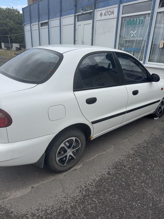 Daewoo Lanos 1.5