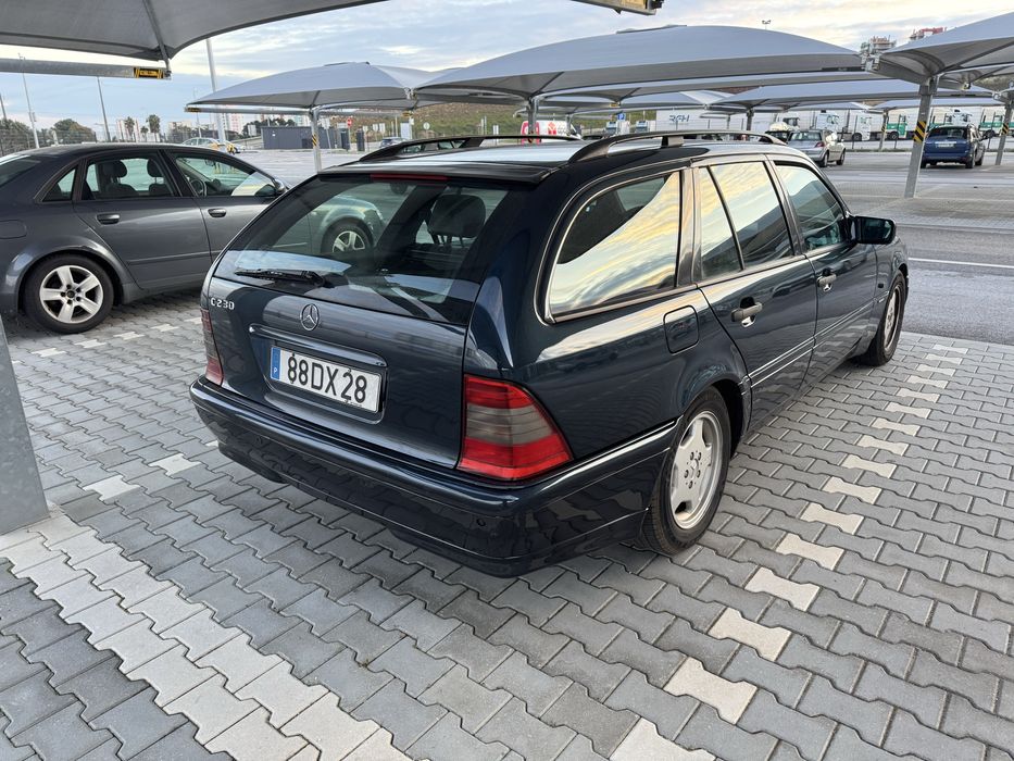 Mercedes-benz C230