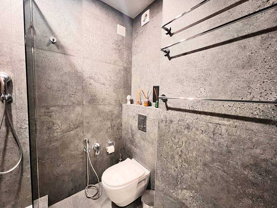 Продам 4 х кімнатну квартиру 3 окремі спальні River Park Видова 87 м2