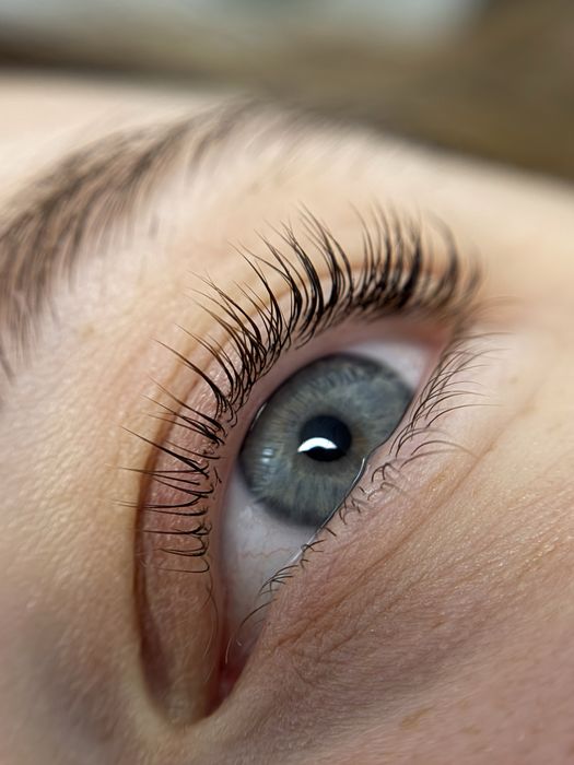 Laminacja rzęs! Promocyjna cena, profesjonalna usługa!