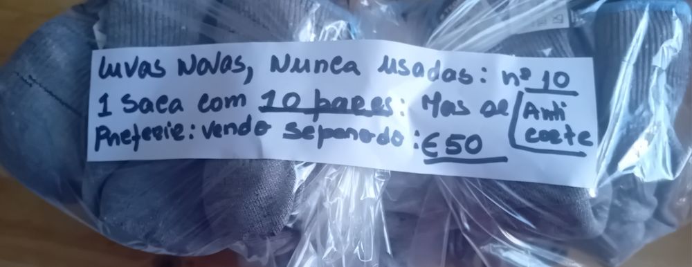 Luvas novas ant cortes