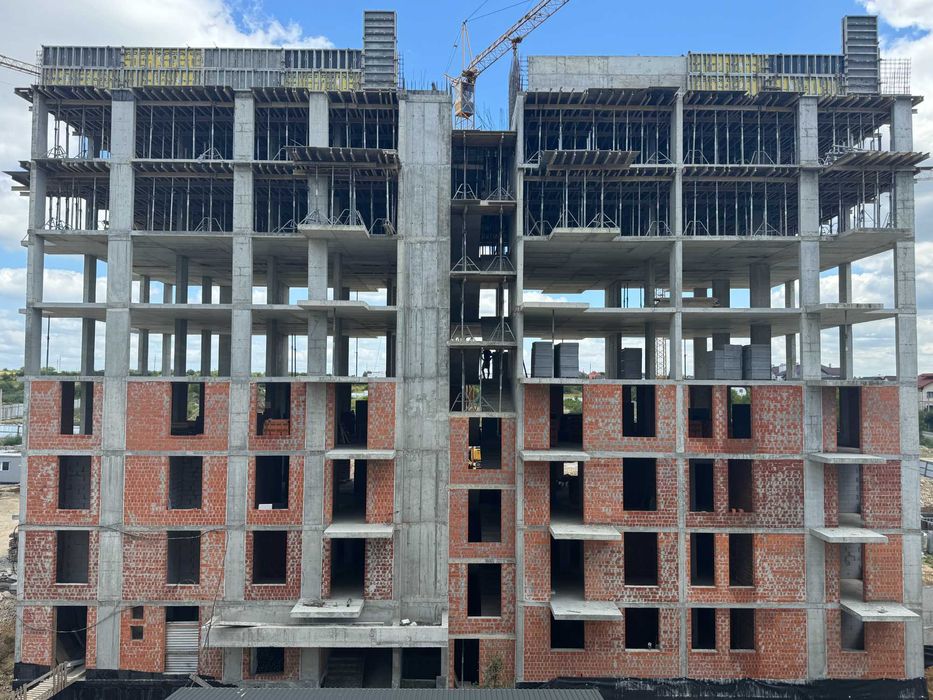 Продам 1-кімнатну квартиру 52 м2 м. Пустомити (9км.від Львова) єОселя