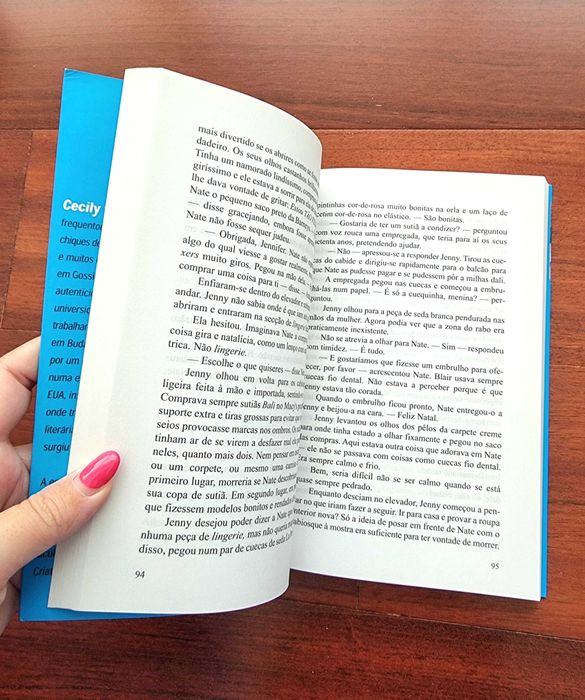 Livro "Gossip Girl-Quero tudo e mais alguma coisa",Cecily Von Ziegesar