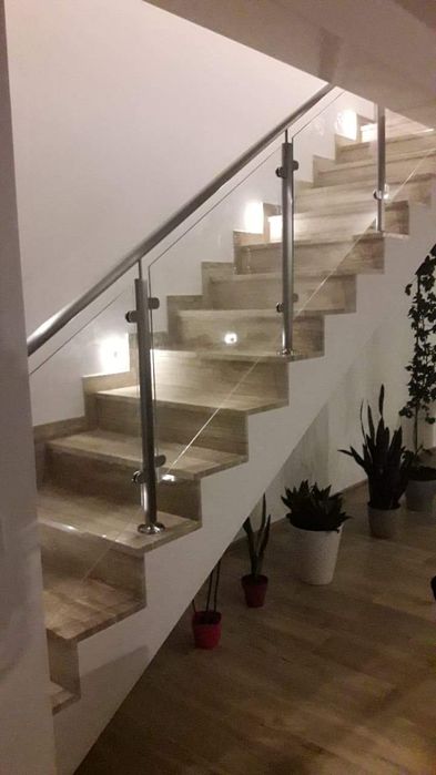 Ogrodzenia, balustrady, konstrukcje metalowe