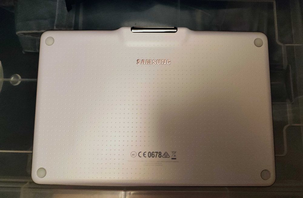SAMSUNG Bluetooth Keyboard437240131812085761