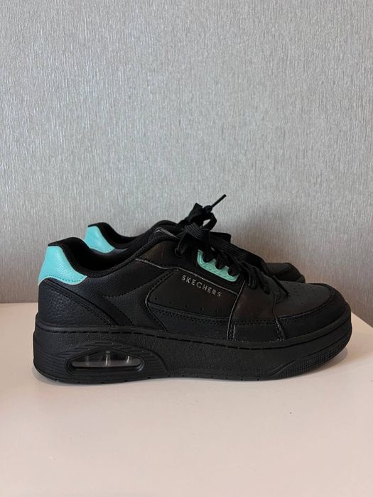 Skechers 39 рр (25-25,5) нові , взуті 1 раз