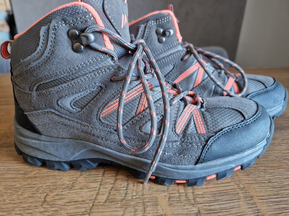 Buty damskie outdoorowe Rinland Mid Wo's marki Martes