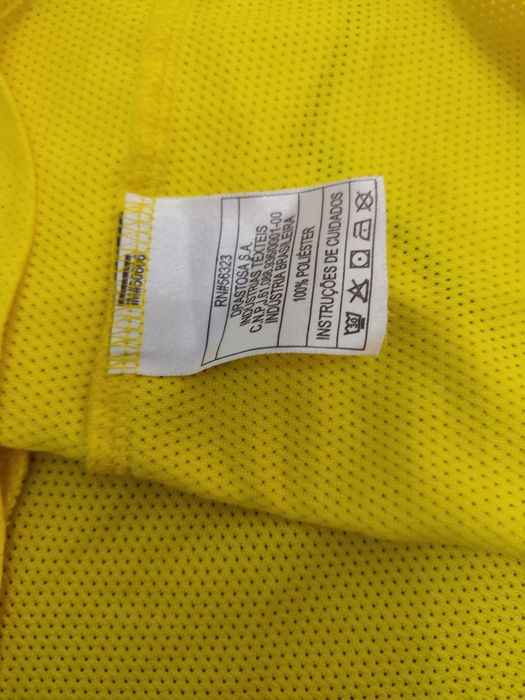 Vendo Camisola  da seleção brasileira. Do Roberto Carlos