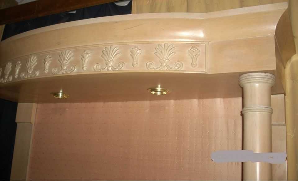 Móvel de sala madeira maciça lacada c/iluminação- Para Desocupar