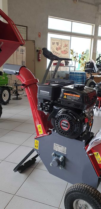 Biotriturador Campeon Gasolina ( tritura até 10 cm )