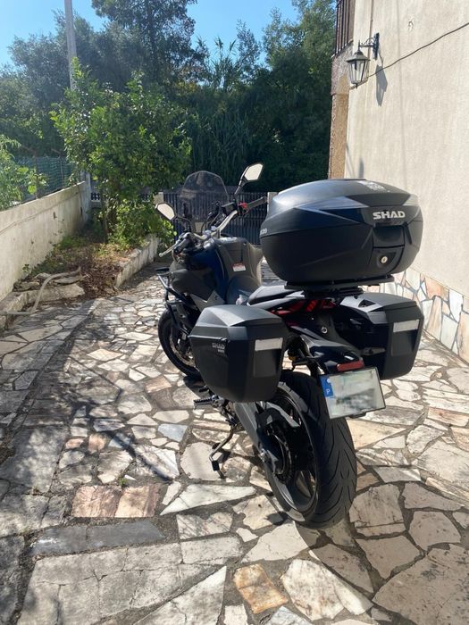 Mota só com 7300 kms! Oportunidade