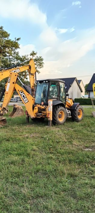JCB 3cx równe koła 2012r