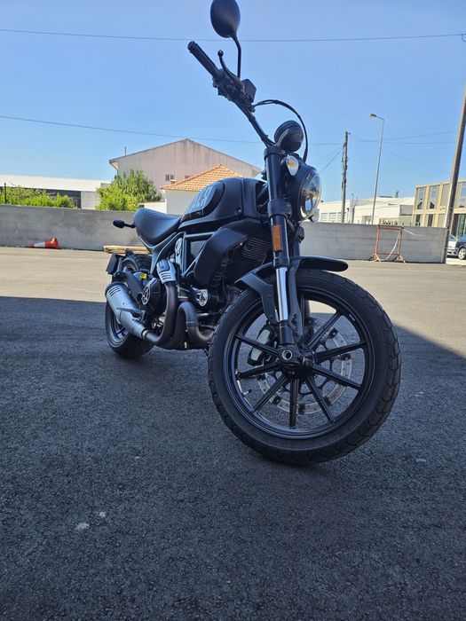 Ducati scrambler 800