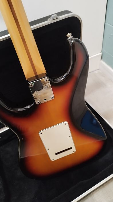 Guitarra elétrica fender usa