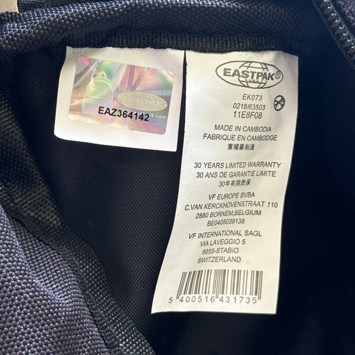 Сумка Eastpak Doggy Bag 3L EK073 у чорному кольорі.: 549 грн. - Сумки ...