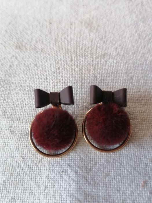 Brincos para fim de stock