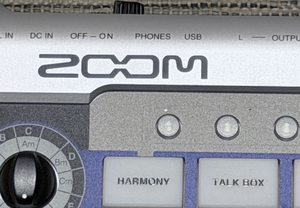 Vendo pedaleira de voz Zoom V3