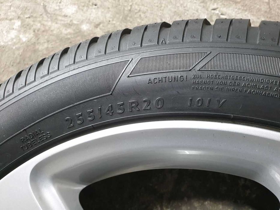Felgi aluminiowe koła Audi Q5 R20 5x112 opony zimowe 255/45R20 6,4mm