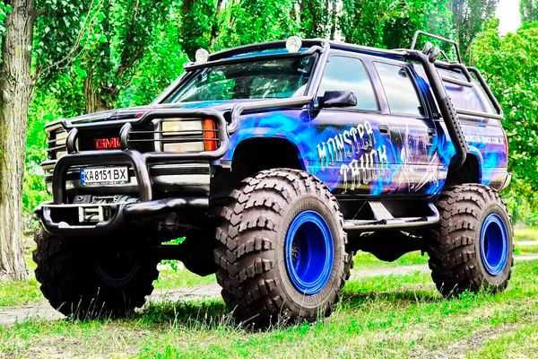Аренда Monster truck на детский день рождения/вечеринку в Киеве