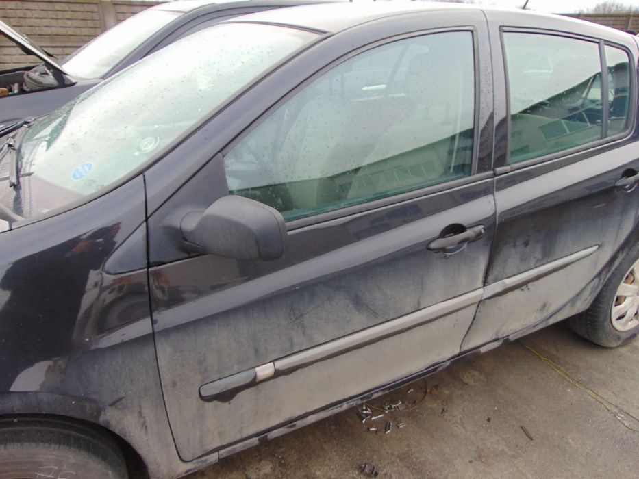 drzwi lewe przód przednie 5d renault clio III nv676