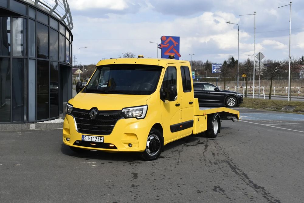 Renault Master  Laweta 7 osobowa 3,5 T na haku, Tachograf, Klima, Webasto, Stroboskopy