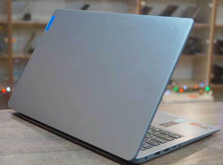 ГАРАНТІЯ Lenovo (FullHD IPS/Ryzen 5 7520U/RAM 8ГБ DDR5/SSD 512ГБ)TVOYO