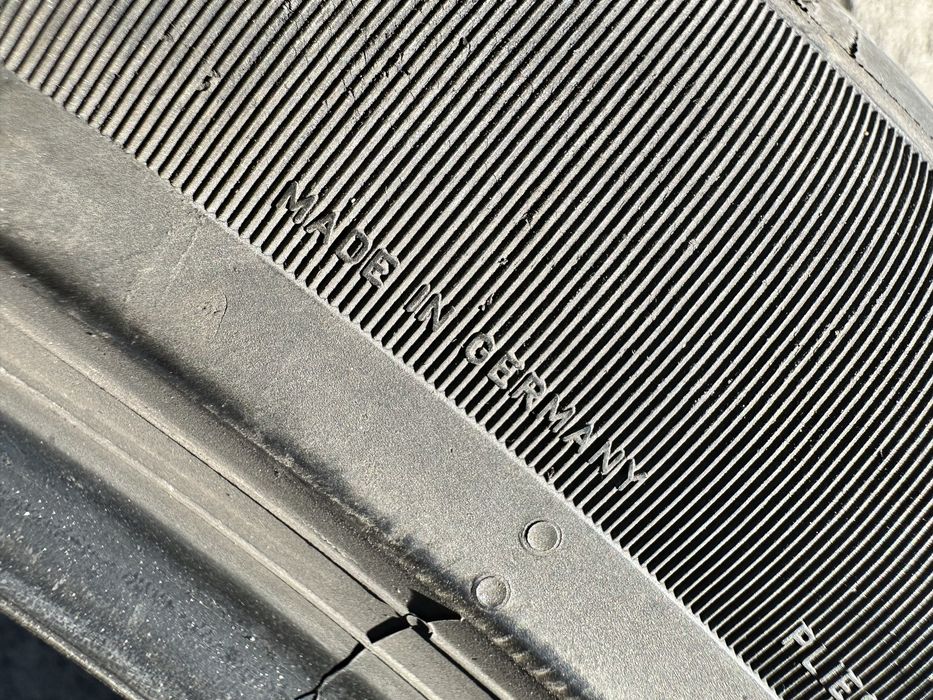 Шини 315 35 21 111Y Pirelli Pzero пара