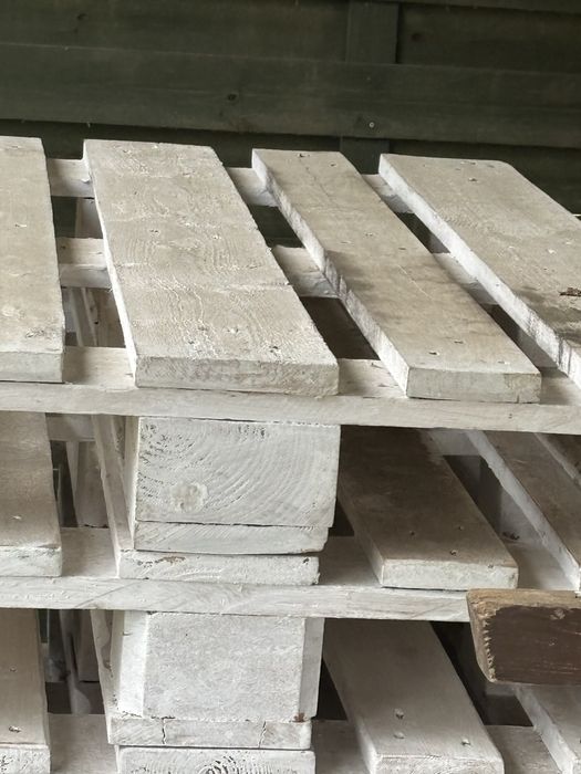 Palety  Palety Palety