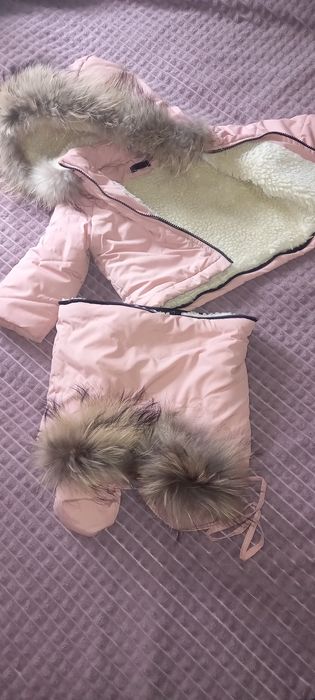 Продам зимовий комбінезон від 0 до 2років