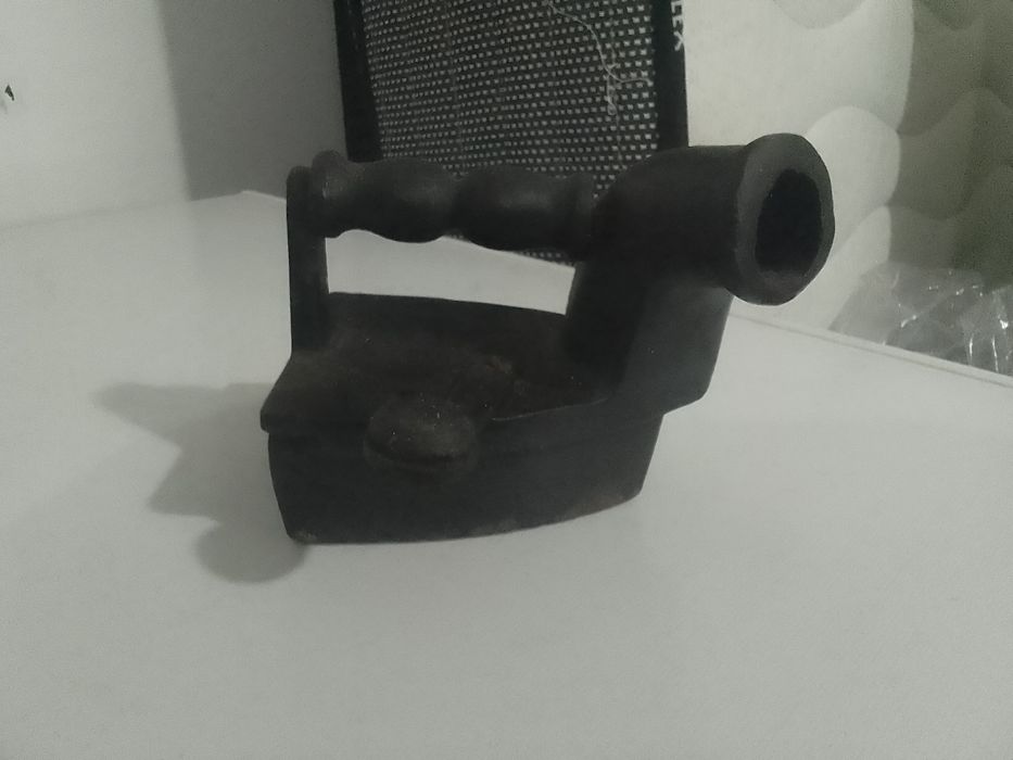Antiguidades Ferros de engomar antigos miniaturas em ferro