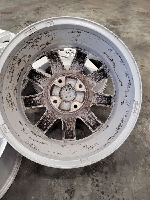 Felgi Aluminiowe peugeot 4 x 108 r 16 komplet