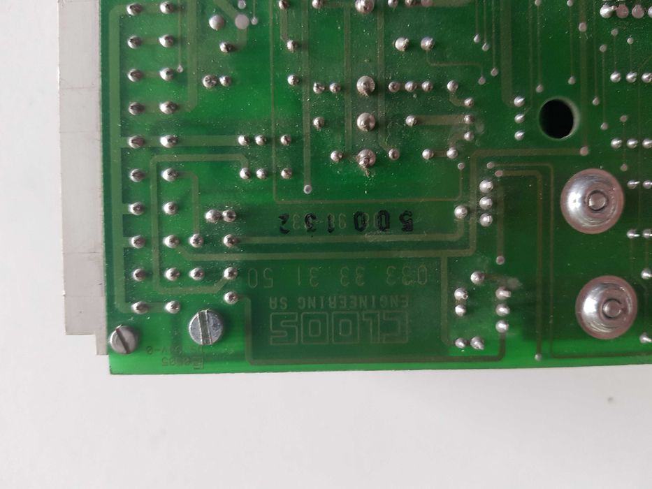 Płytki elektroniczne do urządzeń Cloos różne.