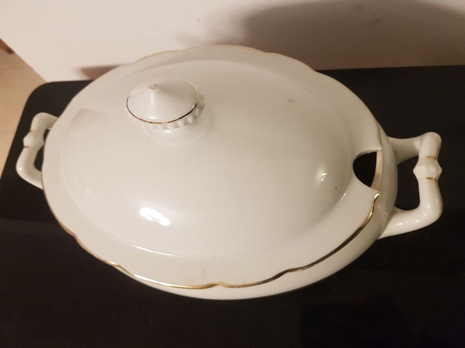 Vintage PRL Ćmielow , waza porcelana