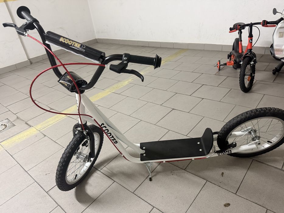 Trotinete Nova impecável