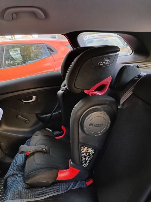 Fotelik samochodowy Britax Römer Kidfix II XP SICT 15-36 kg Bezwypadkowy