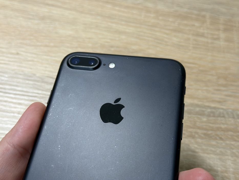 iPhone 7 Plus 128GB Black iCloud lock
