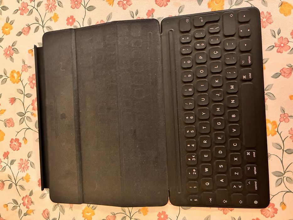 Official Keyboard Apple iPad 9th Gen