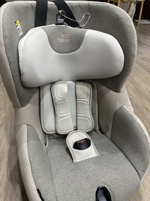 Автокрісло Britax-Romer Trifix2 i-Size Sand Marble