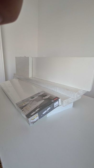 IKEA prateleria - como novo!
