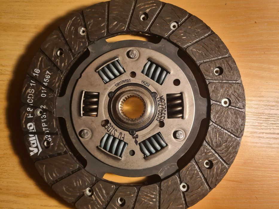 Диск зчеплення для МКПП Valeo Mitsubishi Space Star 1,6