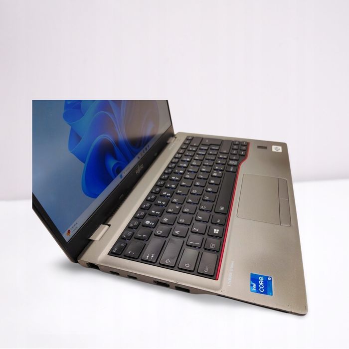 ULTRABOOK PREMIUM Fujitsu LifeBook U7411 i5-1135G7 8GB 256SSD Win11