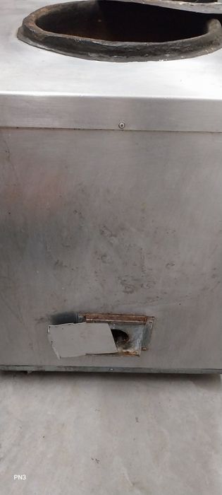 Forno tandoori a carvão
