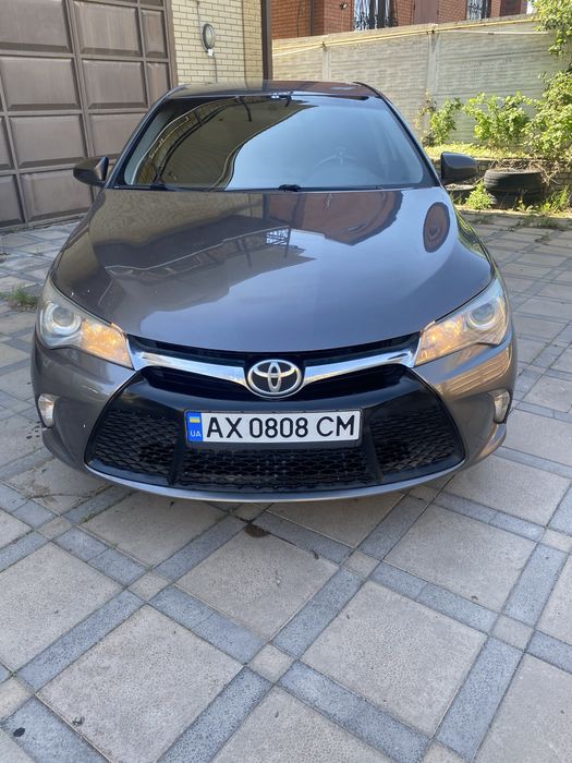 Продам Тойота Камри 55 2016 год