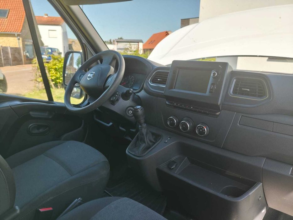 Nissan Interstar 2023 | 2.3 Diesel | 73 000 km | Stan idealny