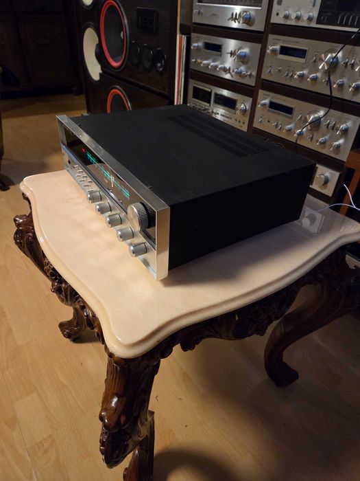 Amplituner harman-kardon model 630