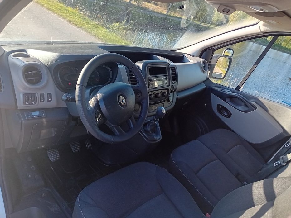 Renault Trafic 1.6 Long 3osobowy