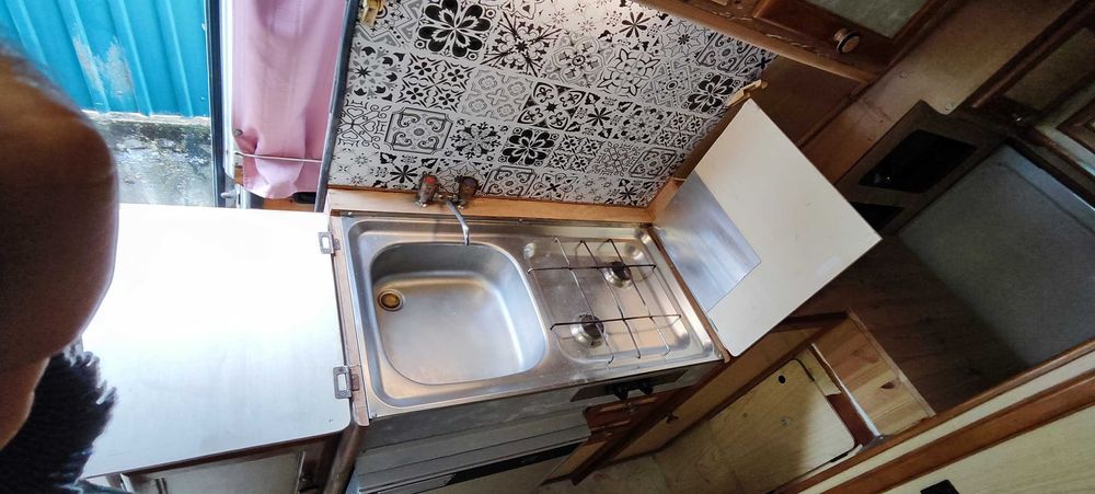 Autovivenda Mercedes MB100