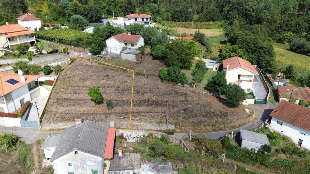 Terreno para Venda em Rebordões, Santa Maria – Ponte de Lima