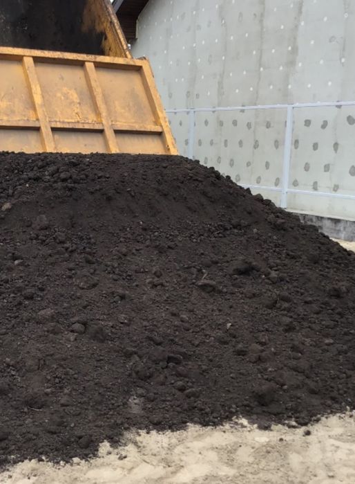 Вывоз мусора, доставка сыпучих: писок, отсев. Щебень  20/40