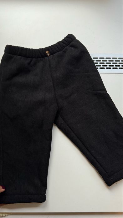 Теплі штани в чорному кольорі. Нові